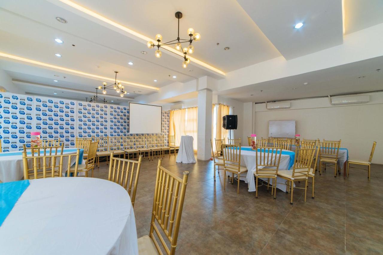 Reddoorz Plus At Hotel Metro Kalibo Exteriér fotografie